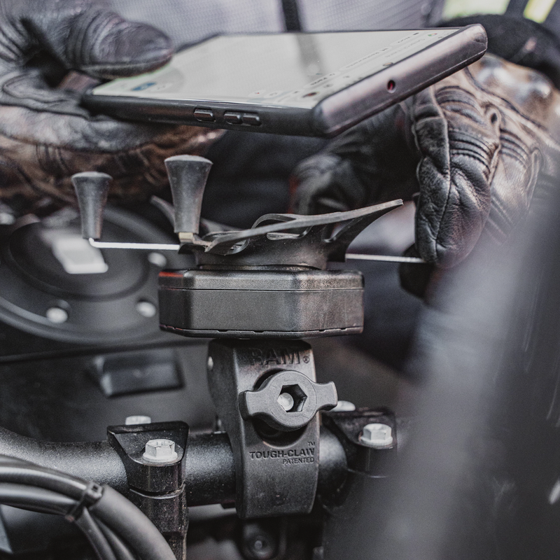 Ram Mounts 71-7067 RAM-HOL-UN10-462-400 X-GRIP VIBE-SAFE L PHONE MOUNT WITH SMALL TOUGH-CLAW