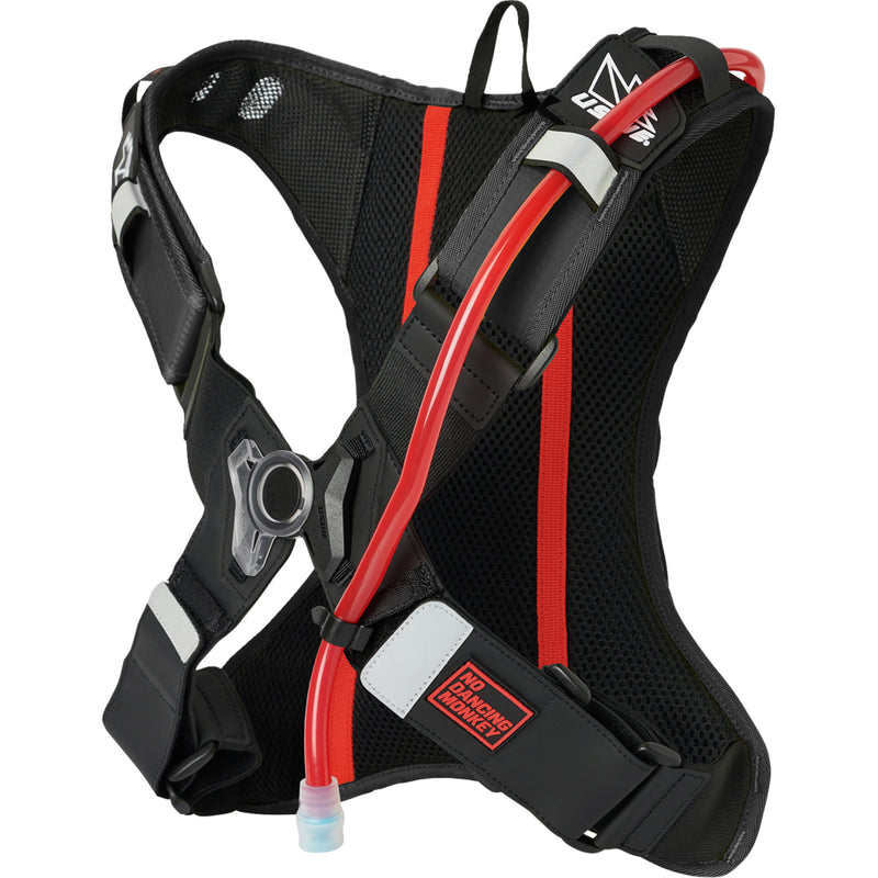 USWE 3519-0138 202077001 Outlander 2L Hydration Pack Outlander Hydration Pack - 2L - Black