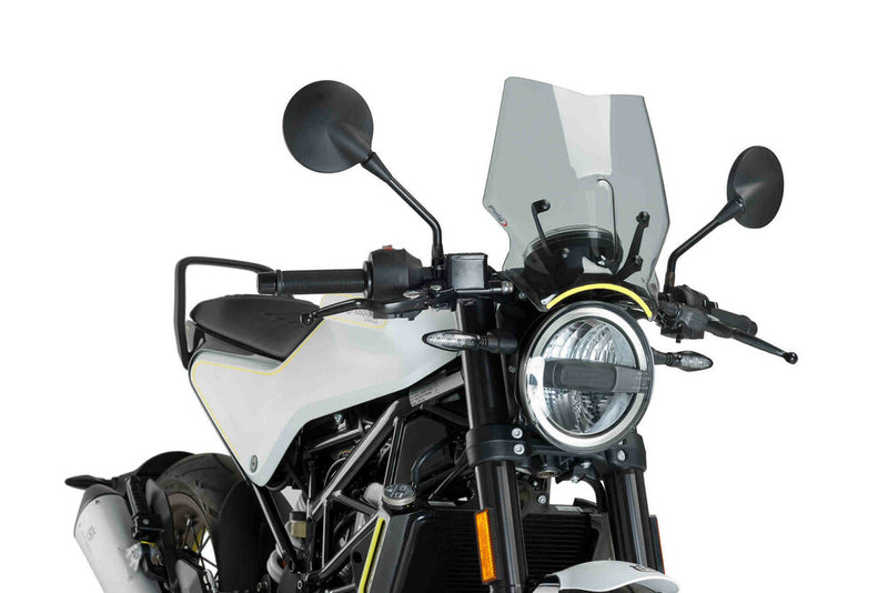 Puig Hi-Tech Parts Windscreen Naked NEW GEN Sport Smoke HUS - 9702H Husqvarna Svartpilen 401 / Vitpilen 401 / Svartpilen 701 2018-2023