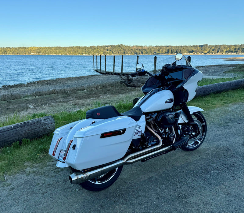 2017-2026 M8 BAGGER - FULL LENGTH TURNPIKE