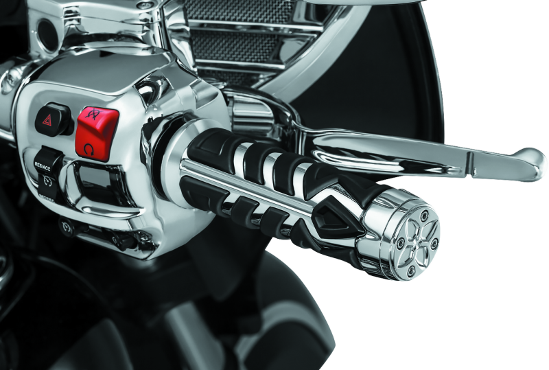 Kuryakyn 5635 Spear Grips For 14-17 Indian Chrome - User 1