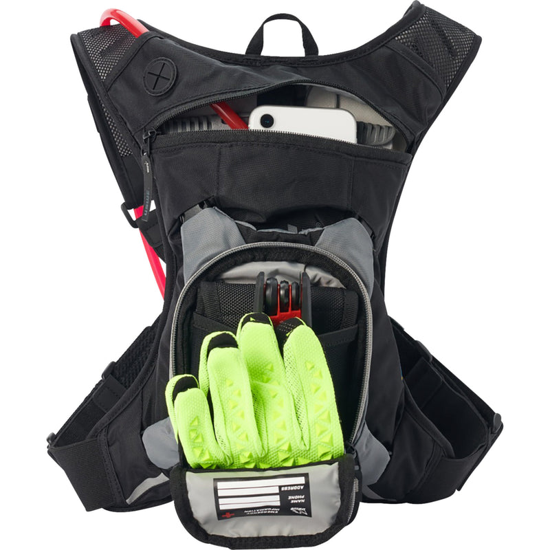 USWE 3519-0106 2033401 Moto Hydro 3L Hydration Pack Moto Hydration Pack - 3L - Carbon Black/Gray