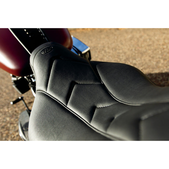 MUSTANG 0802-1082 75884 Day Tripper 2-Up Seat - FLHC/FLDE '18-'21