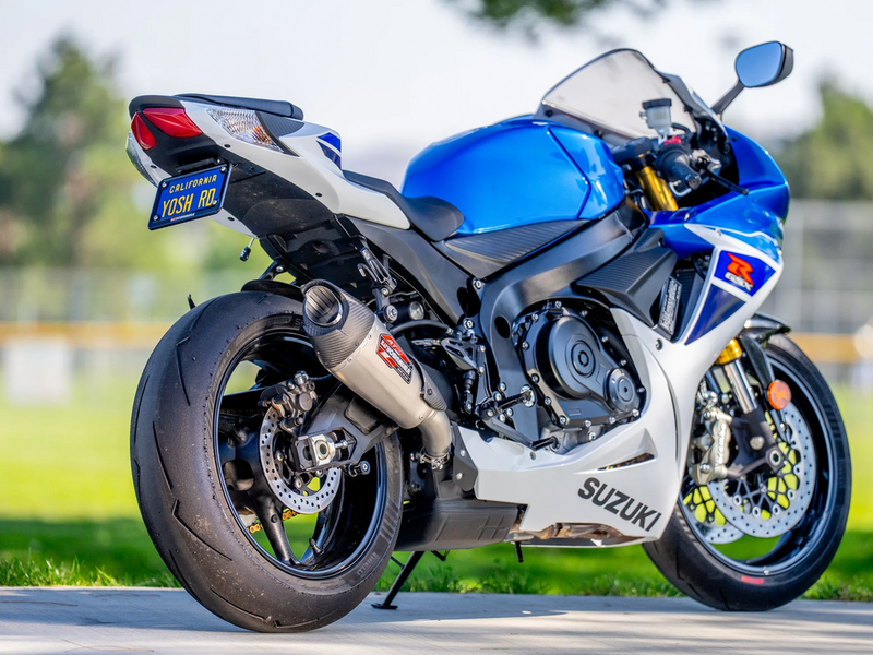 Yoshimura Exhaust Street AT2 SO SS SS CF - 11750BP521 Suzuki 600 / 750 2011-2024