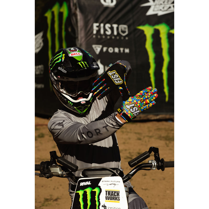 FIST HANDWEAR Strapped Build Gloves