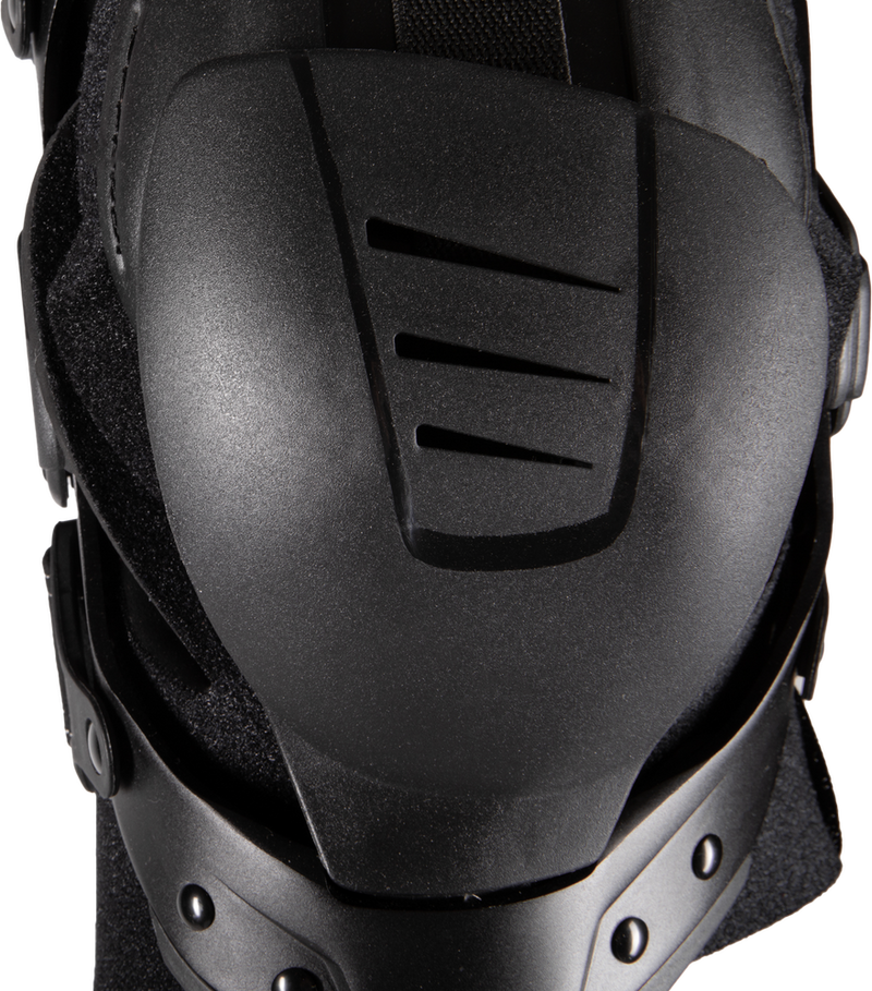 Evs 663-1187M AXISS-BK/GY-MP AXIS SPORT KNEE BRACE PAIR BLACK/BLACK/GREY MD