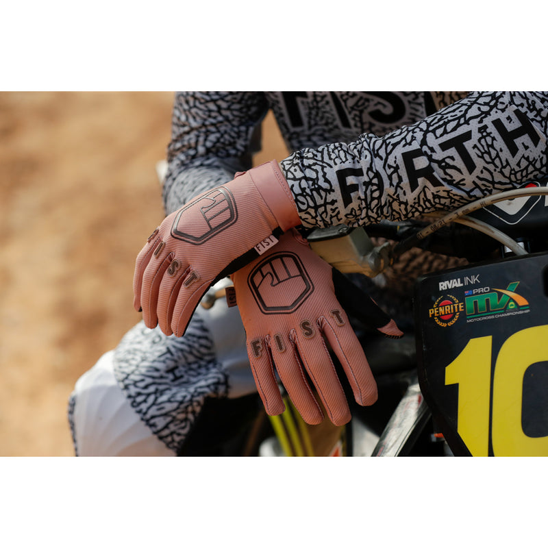 FIST HANDWEAR Strapped Earth Stocker Gloves Tan