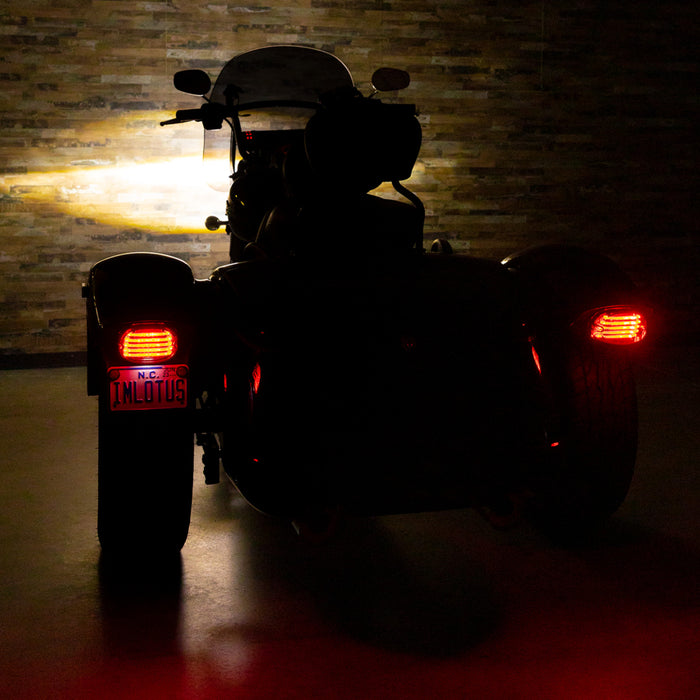 CUSTOM DYNAMICS 2010-1369 PB-TL-SB-S ProBEAM® Squareback LED Taillight Kit - without License Plate Illumination Window - Smoke