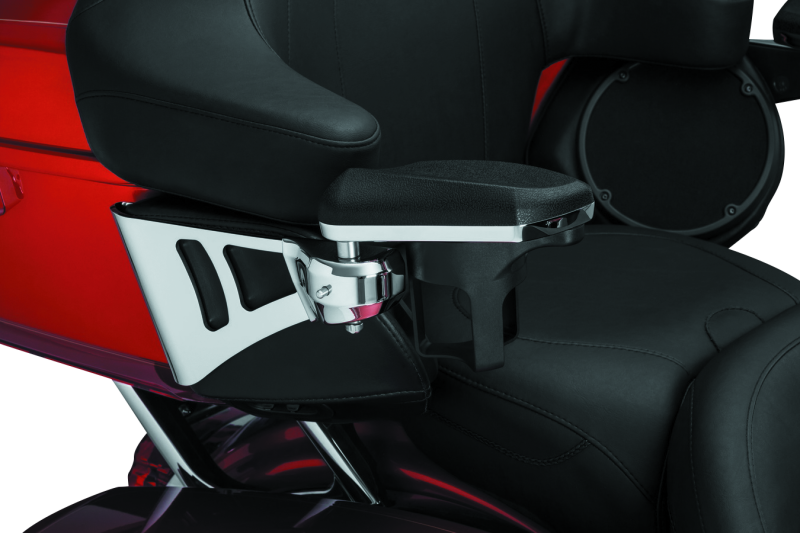 Kuryakyn 8955 Passenger Armrests 14-23 Touring Models Chrome - User 1