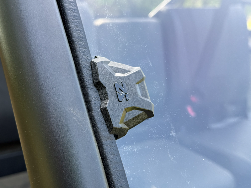 Seizmik 63-55329 50-55329KIT VERSA VENTED WINDSHIELD UV RESISTANT