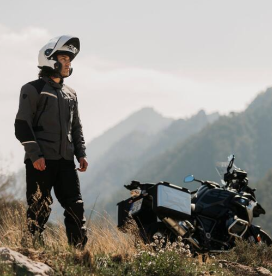 SHOEI Neotec 3
