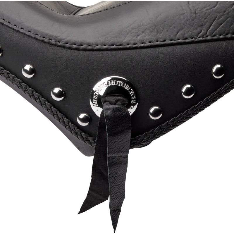 Mustang Seat - 75076 For Harley Softail 2000-2007