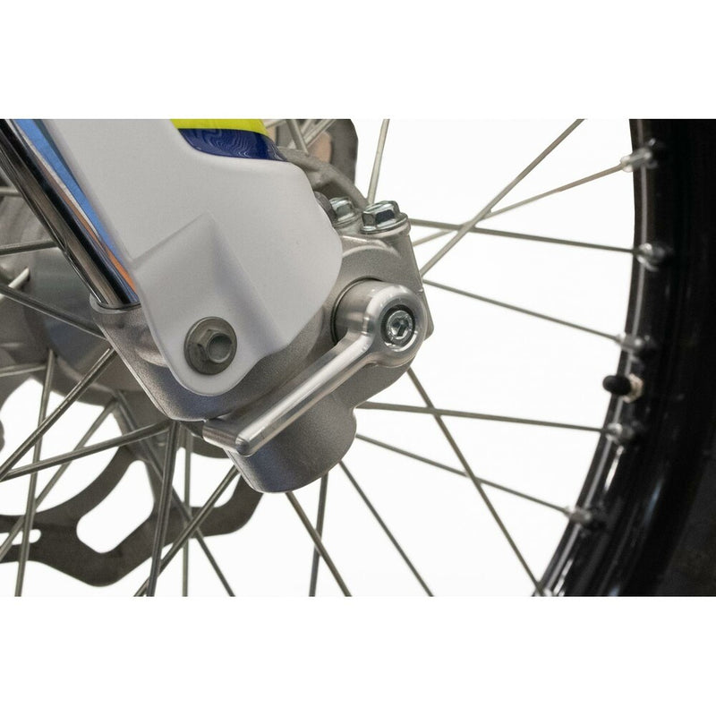 Enduro Engineering Axle Pull Handles - 23-061 For Sherco Dirt Bikes 2017-2022 | Kawasaki Dirt Bikes 2003-2022 | Yamaha YZ 250 / YZ 450 2009-2022