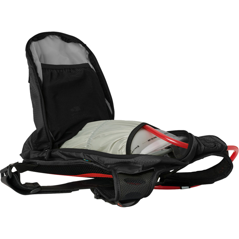 USWE 3519-0144 209077001 Outlander 9L Hydration Pack Outlander Hydration Pack - 9L - Black