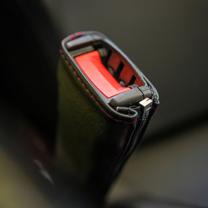 SHOW CHROME 0521-2031 H44-5RED Kaliber Seat Belt Covers Seat Belt Covers - Black w/ Red Stitching