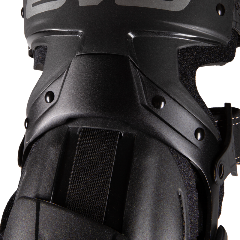 Evs 663-1187S AXISS-BK/GY-SP AXIS SPORT KNEE BRACE PAIR BLACK/BLACK/GREY SM