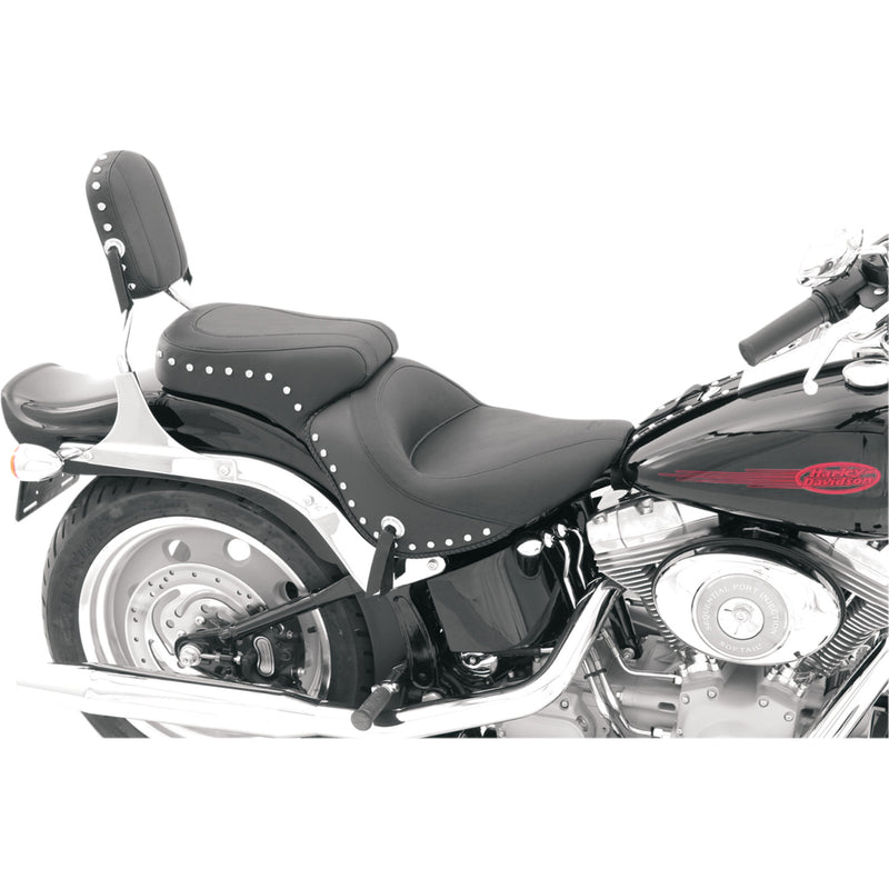 Mustang Seat - 76401 For Harley Softail 2006-2017