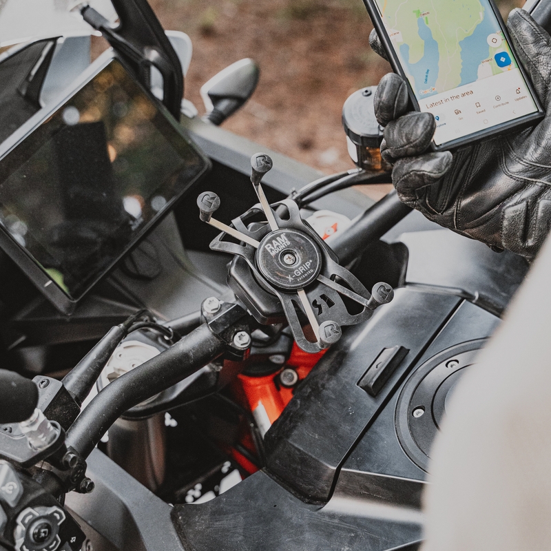 Ram Mounts 71-7066 RAM-HOL-UN10B-462 X-GRIP VIBE-SAFE PHONE HOLDER LARGE WITH BALL ADAPTER
