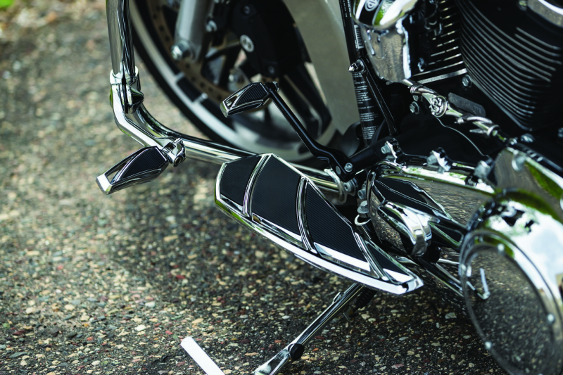 Kuryakyn 5792 Phantom Floorboards Chrome - User 1