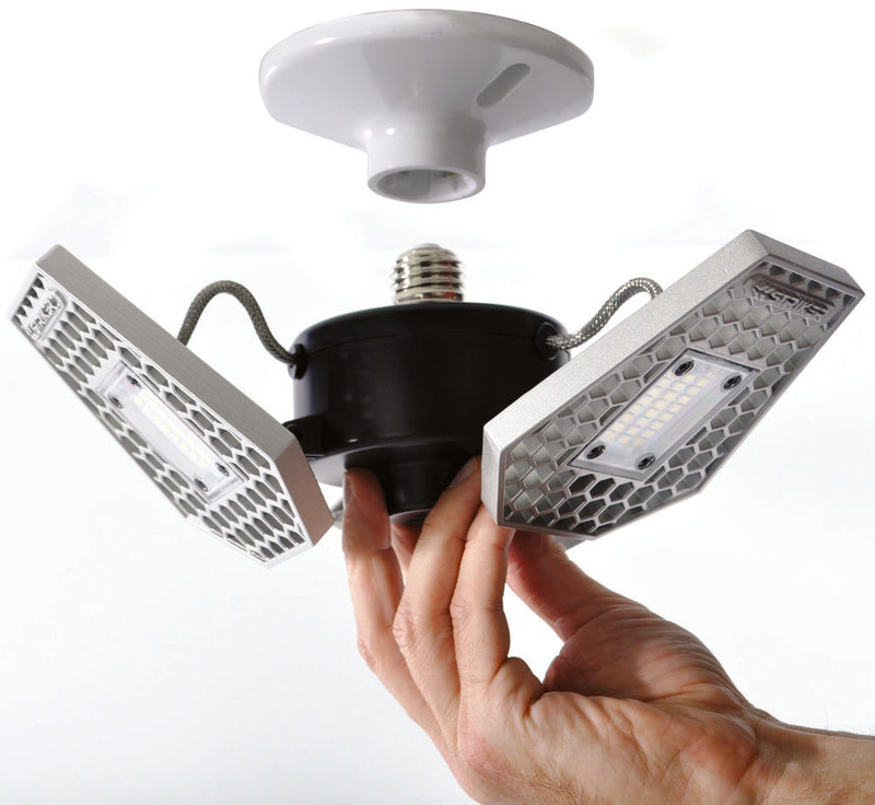 Stkr 05-1073 00342 MOTION ACTIVATED GARAGE LIGHT