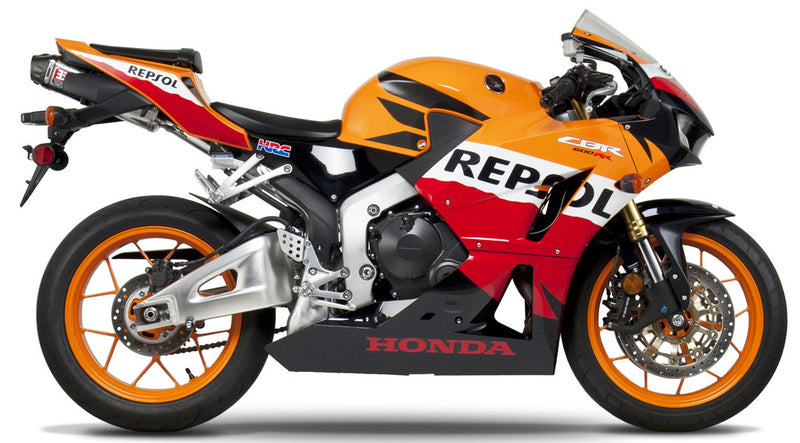 Yoshimura Exhaust Street RS-5 Slip-ON SS-SS-CF - 1228275 Honda CBR600RR 2009-2025