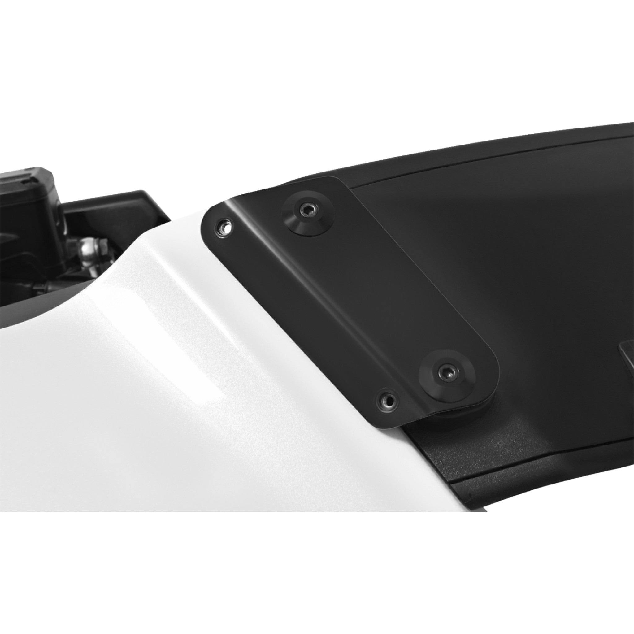 MEMPHIS SHADES 2310-0996 MEB9085 Windshield Adapter Kit black