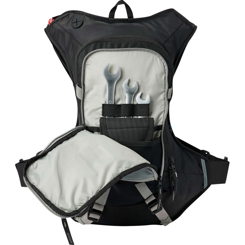 USWE 3519-0121 212059001 Moto Hydro 12L Hydration Pack Moto Hydration Pack - 12L - Carbon Black