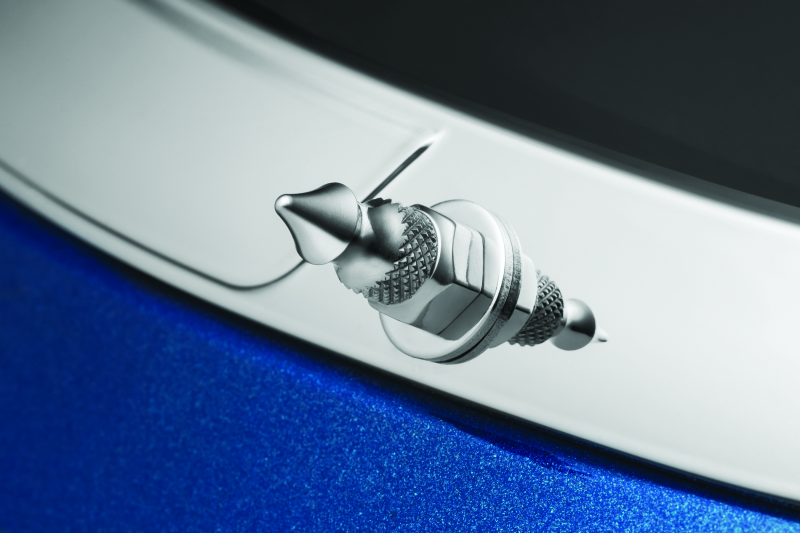 Kuryakyn 5715 Windshield Spikes Fltr Chrome - Photo - Primary