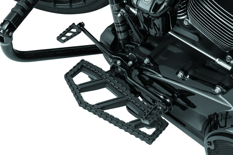 Kuryakyn 3595 Riot Floorboards Satin Black - User 1
