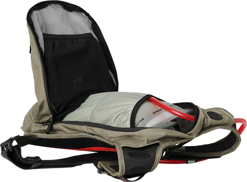 Uswe 62-5085 5209077021 OUTLANDER MOTO 9L HYDO PACK SAND