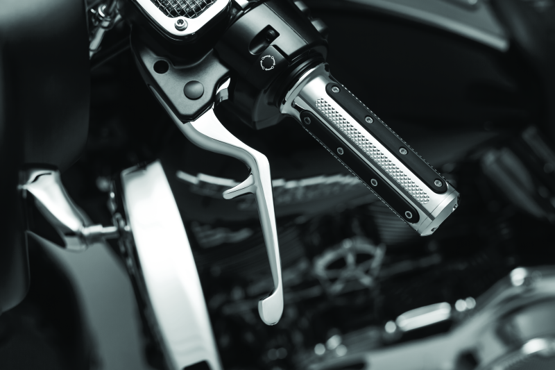 Kuryakyn 1843 Trigger Levers 14-16 Touring Chrome - User 1