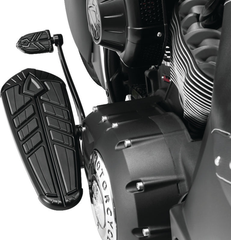 Kuryakyn 5651 Spear Driver Floorboard Inserts Satin Black - User 1