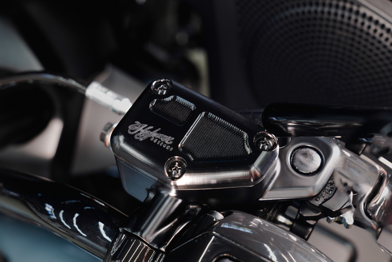 Hofmann Designs 563-04068 HDB1075B FRONT BRAKE RESERVOIR COVER BLACK L`23-24 CVO