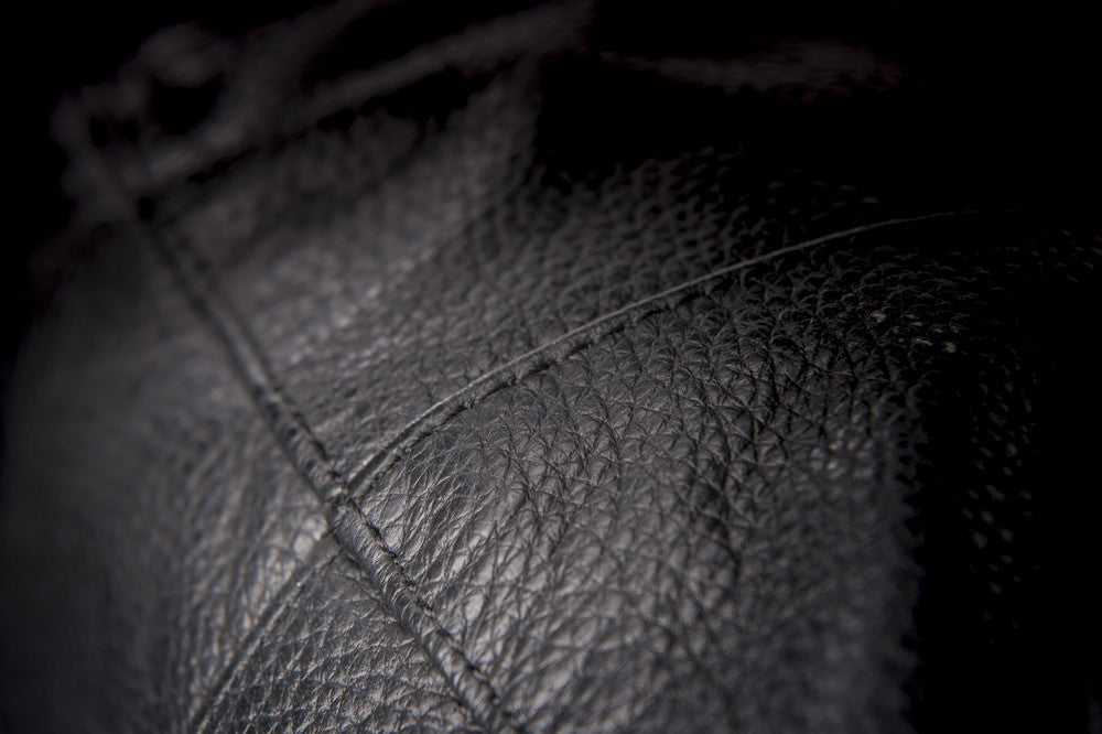 Primer jacket stitching in black