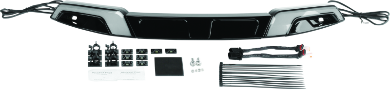 Kuryakyn 2949 Tracer Windshield Trim 14-Up FLH Models Black - Photo - Primary