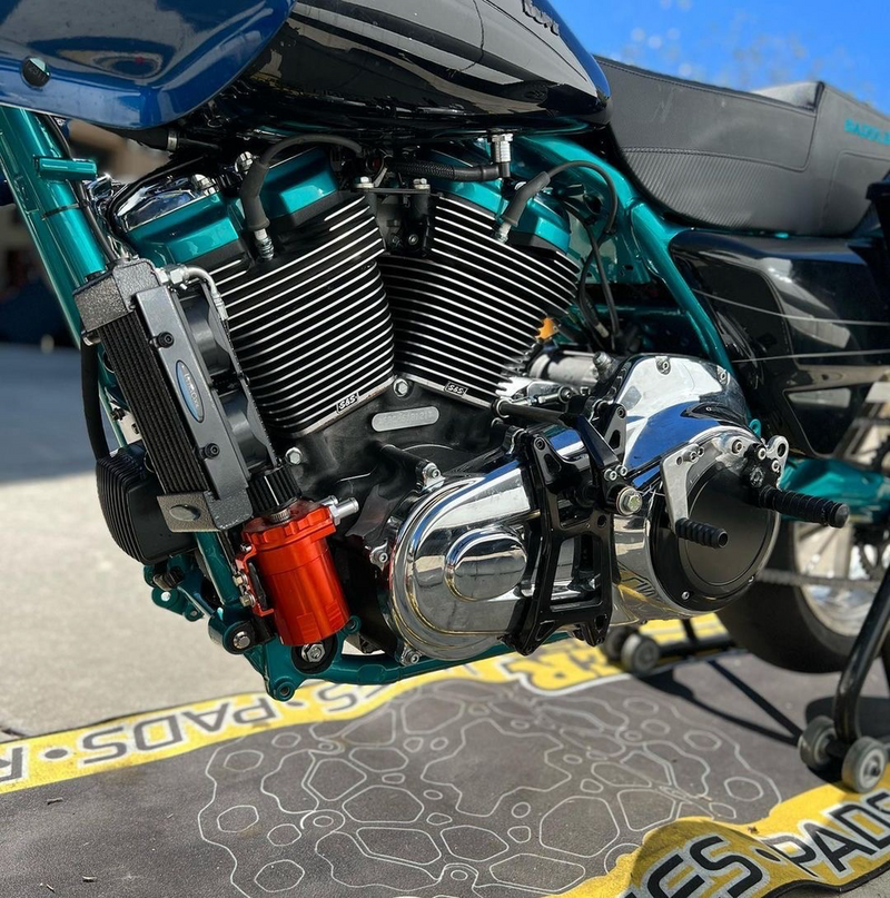 Ultracool Naked OIL Cooler M8 ` - SMT8-3 For Harley Motorcycles 2017-2023