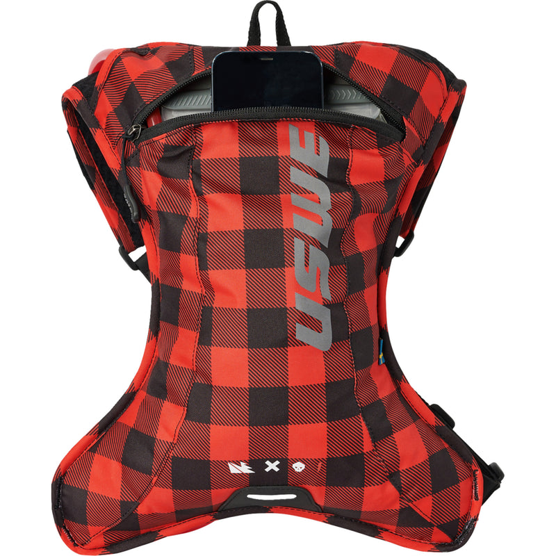 USWE 3519-0136 202076048 Outlander 2L Hydration Pack Outlander Hydration Pack - 2L - Flannel Red/Black