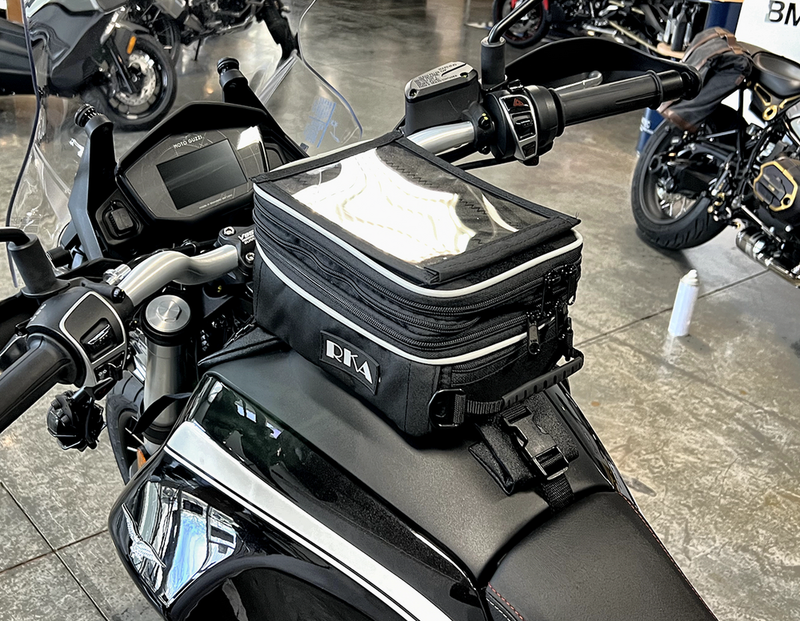 Rka 71-9142 R-02-01 CLASSIC TANK BAG 10L BLACK