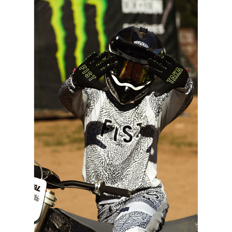 FIST HANDWEAR Strapped Taka Higashino Cali Roll Gloves