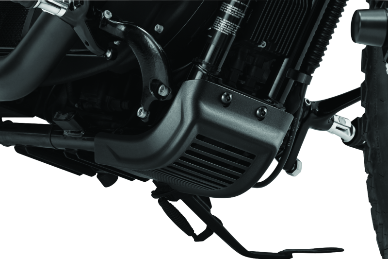 Kuryakyn 6684 Dillinger Skid Plate Black - User 1