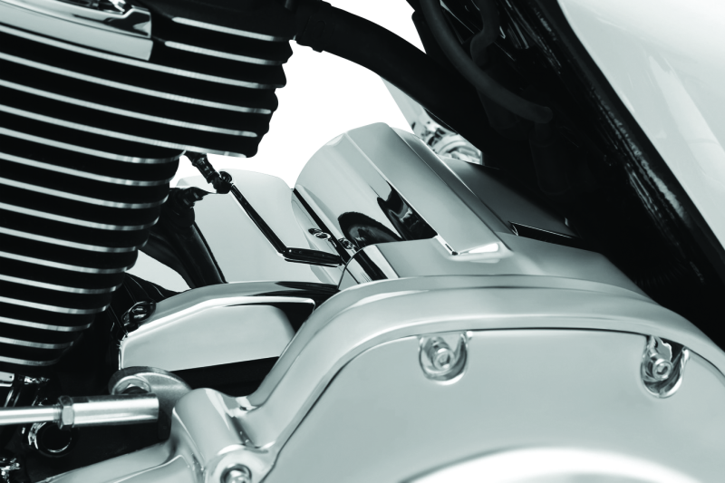 Kuryakyn 6415 Precision Transmission Top Cover 17-Up Touring Models Chrome - User 1