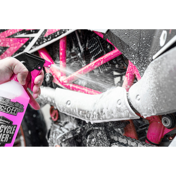 MUC-OFF USA 3704-0288 664US Nano Tech Motorcycle Cleaner Motorcycle Cleaner - 1L
