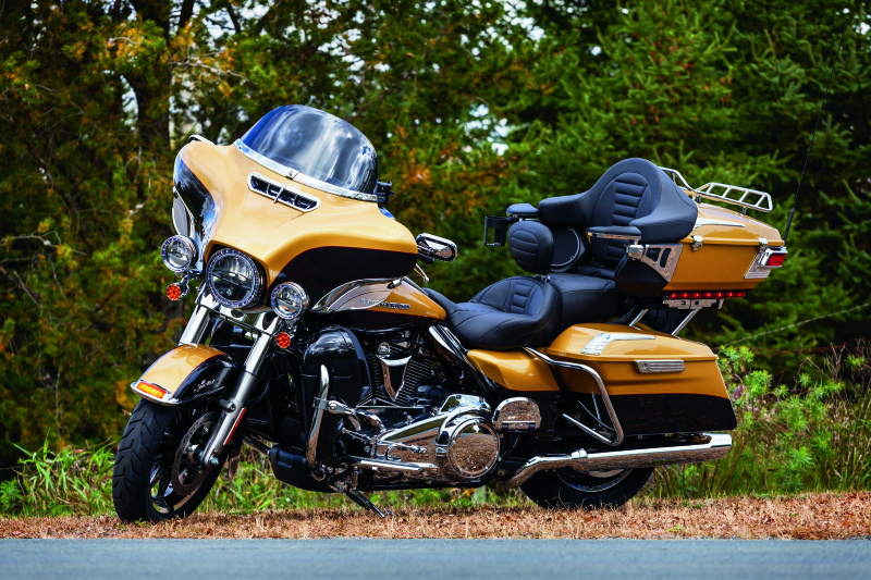 Kuryakyn 2631 Tri-line Windshield Trim Chrome - User 1