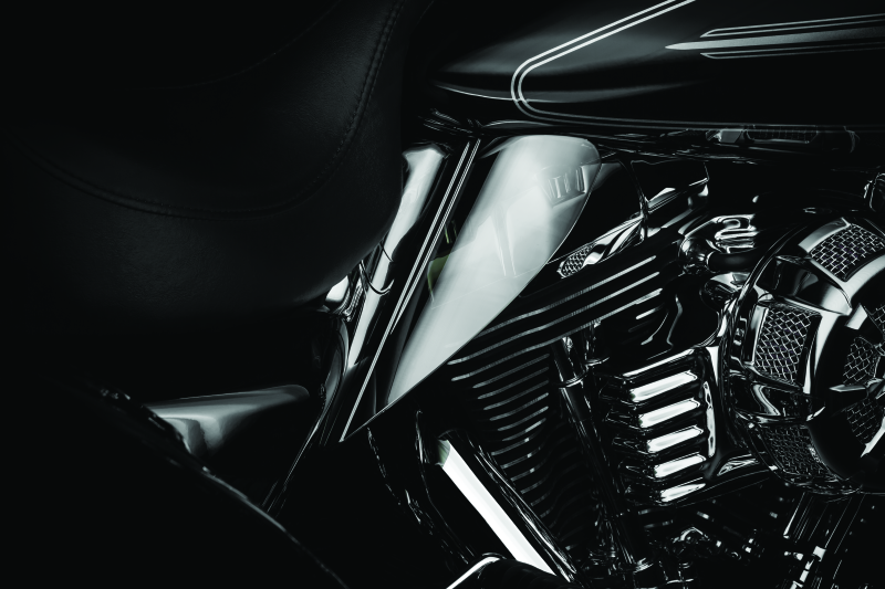 Kuryakyn 1316 Saddle Shields Heat Deflectors 09-Up Touring Smoke - User 1