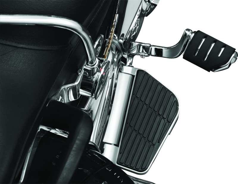 Kuryakyn 7016 Passenger Cruise Pegs 01-17 Honda GL1800 Chrome - User 1