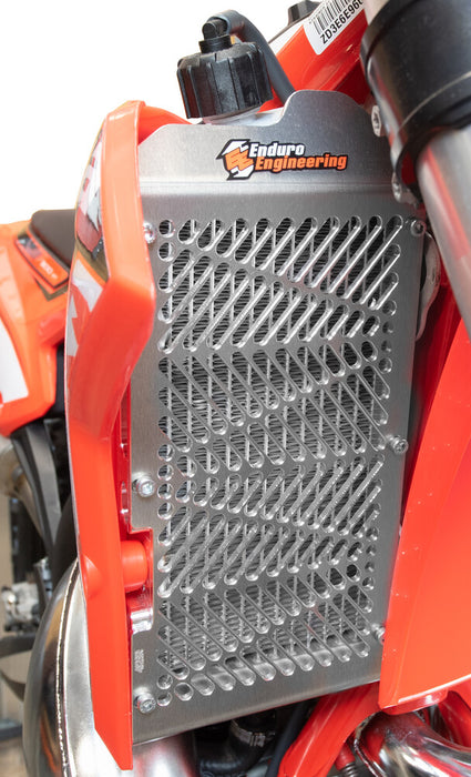 Enduro Engineering 366-124123 12-4123 BILLET RADIATOR GUARD BETA