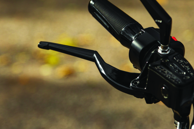 Kuryakyn 7169 Legacy Levers For 17-22 Scout Black - User 1