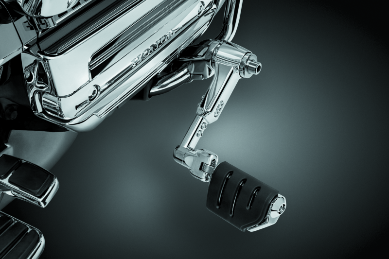 Kuryakyn 4081 Ergo III Adjustable Mount With Trident Dually ISO Pegs Chrome - User 1