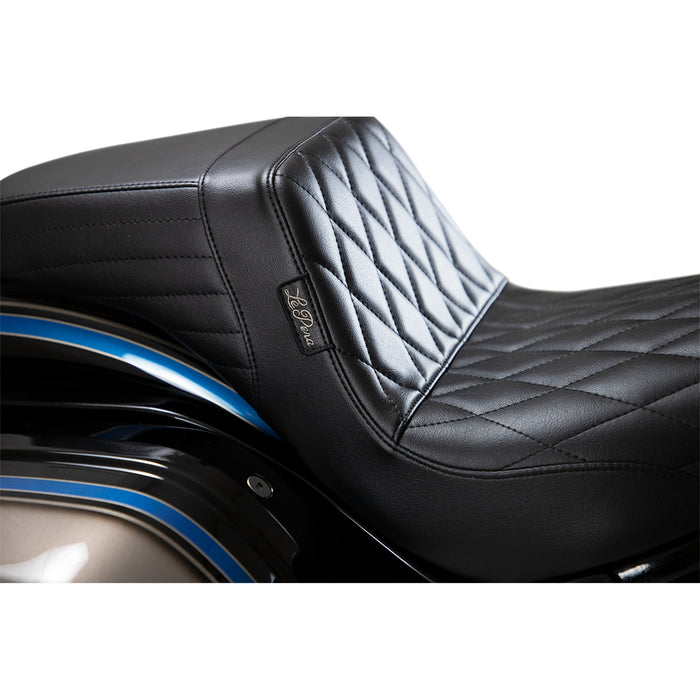 LE PERA 0802-1350 LYR-590DM Kickflip Seat — Diamond - Black - Softail '18-'23