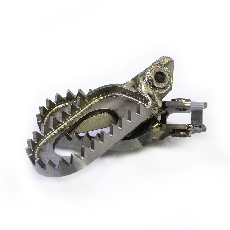 Rfx Factory Footpegs Titanium KTM Husqvarna GAS - FXFR 50500 GPTI For KTM SX 50 / SX 65 2024-2025 | Husqvarna TC 65 2024-2025